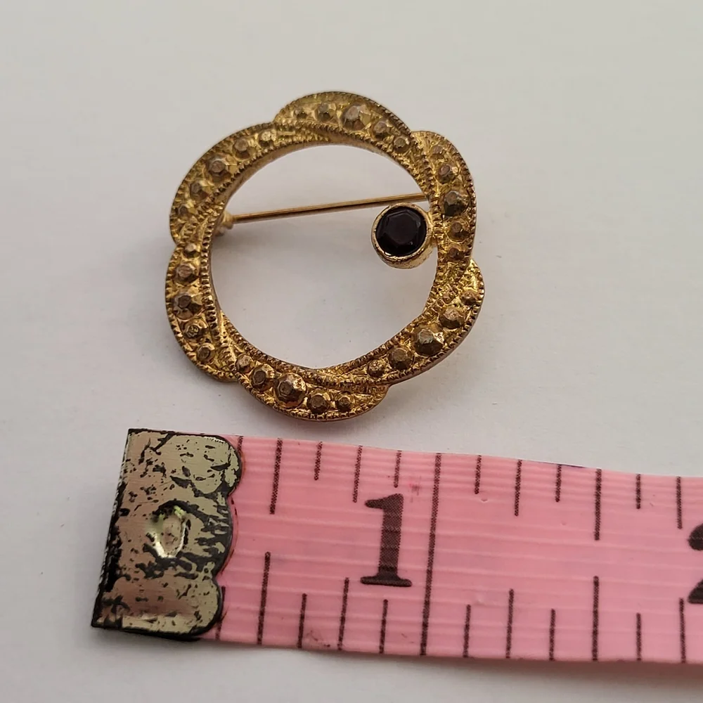 Vintage pin